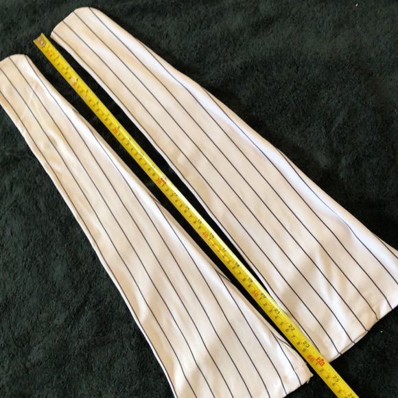 Cosplay vertical thin black stripe/white closed toe/hand top open stocking - Picture 3 of 6